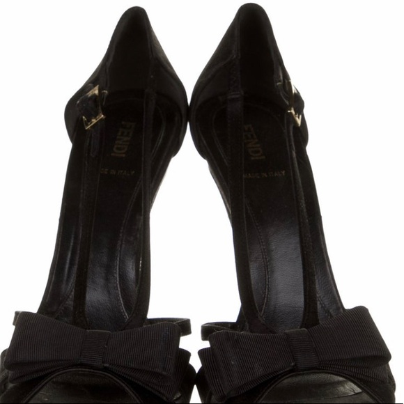 ❌Sold❌Fendi Satin Bow Ankle Strap Heels - Picture 7 of 11